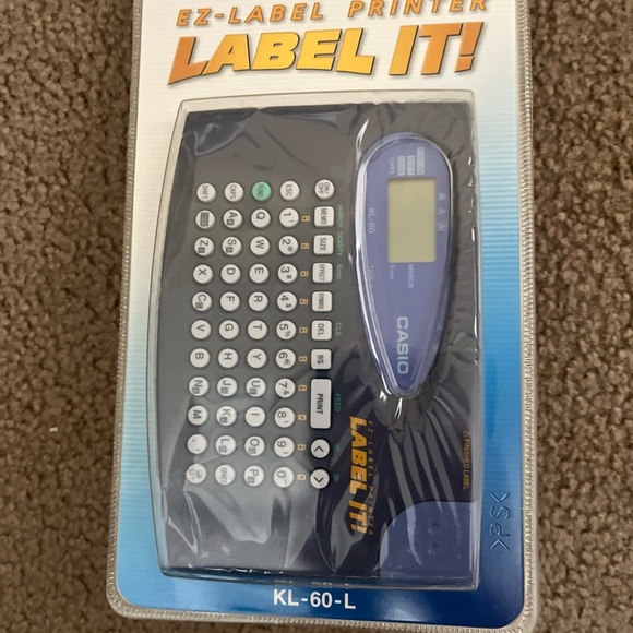Casio Label It! Printer in Blue and Gray - Picture 3 of 7